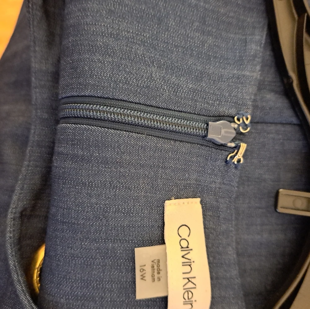 Calvin Klein dress - Picture 2 of 9